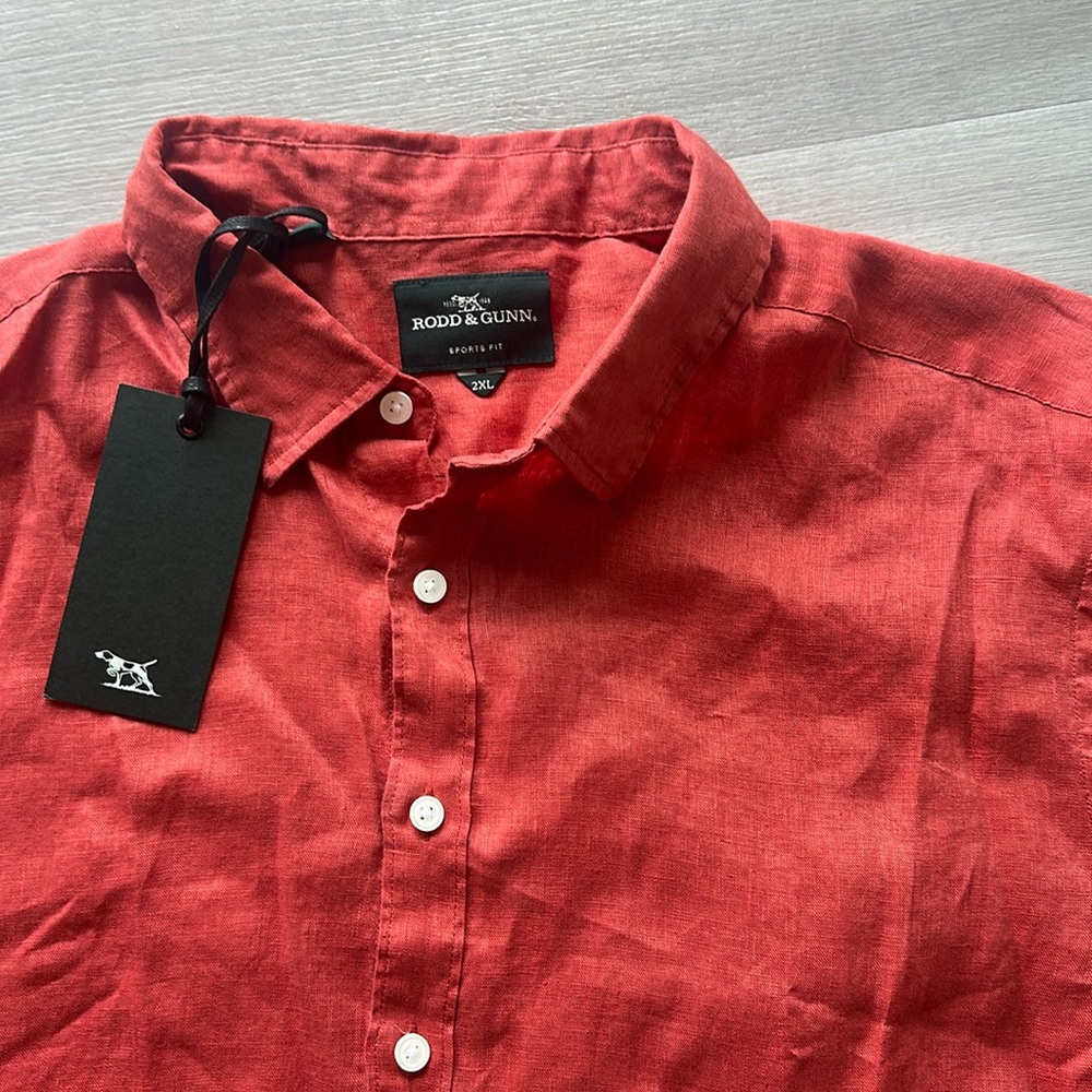 Rodd & Gunn Grey Lynn Short Sleeve Linen Button-Up